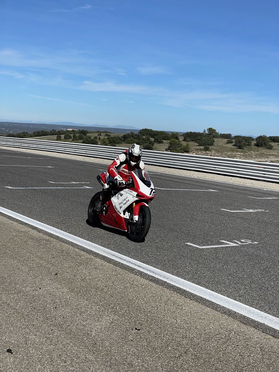 Ducati Route: Renn- oder Strassen Motorrad Ducati 1198S – D'occasion à Zuzwil SG par zubibonanza 2