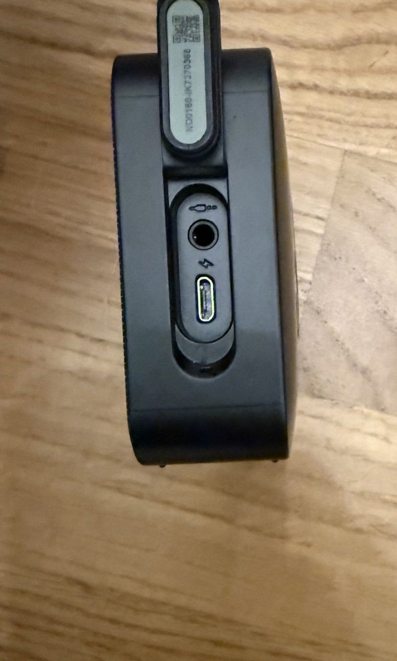 JBL Haut-parleurs: JBL Go Essential - Bluetooth Lautsprecher – D'occasion à Bülach par Murmy 4