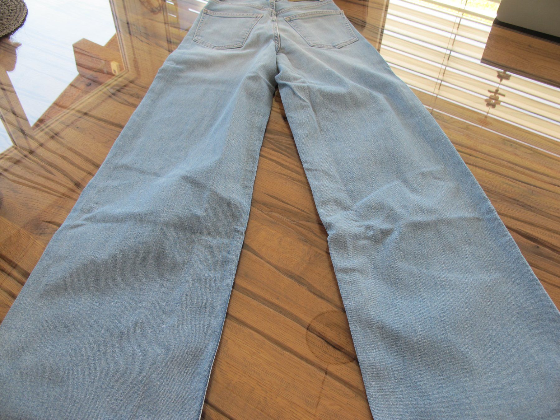 Tally Weijl Pantaloni: Coole Sommerjeans mit Schlag, Gr. 32 – Usato da Deitingen venduto da Meisters6 1