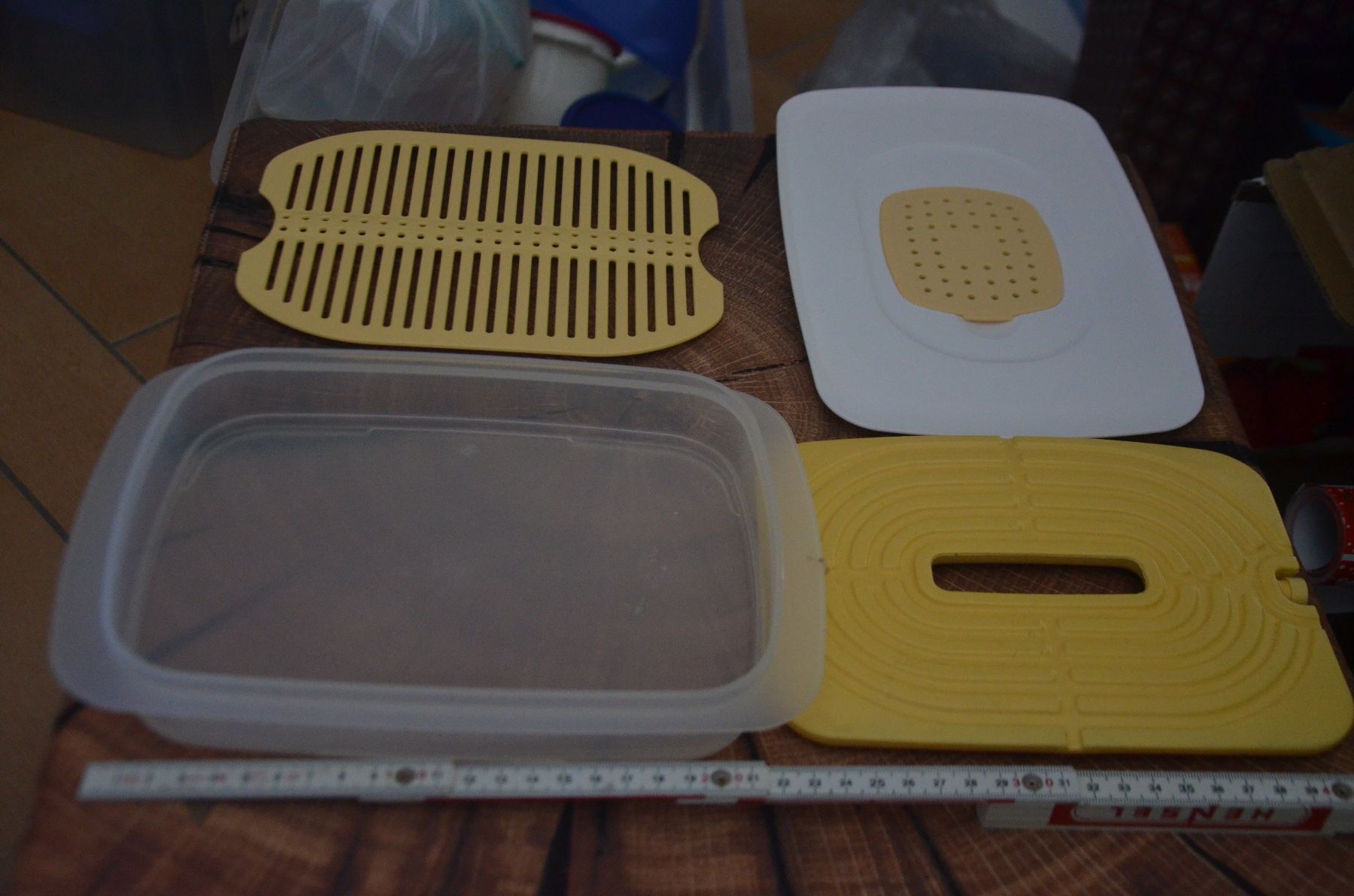 Tupperware Recipients et similaires: BOITE TUPPERWARE – D'occasion à Chiasso par Dolly015 1