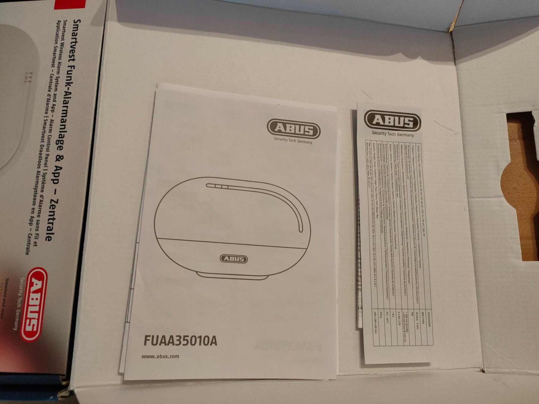 Abus Alarmanlagen: Abus Smartvest Funk-Alarmanlage & App Basis Set – Neu und originalverpackt aus Waltalingen von  3