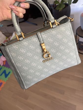 Handtasche Guess hellblau