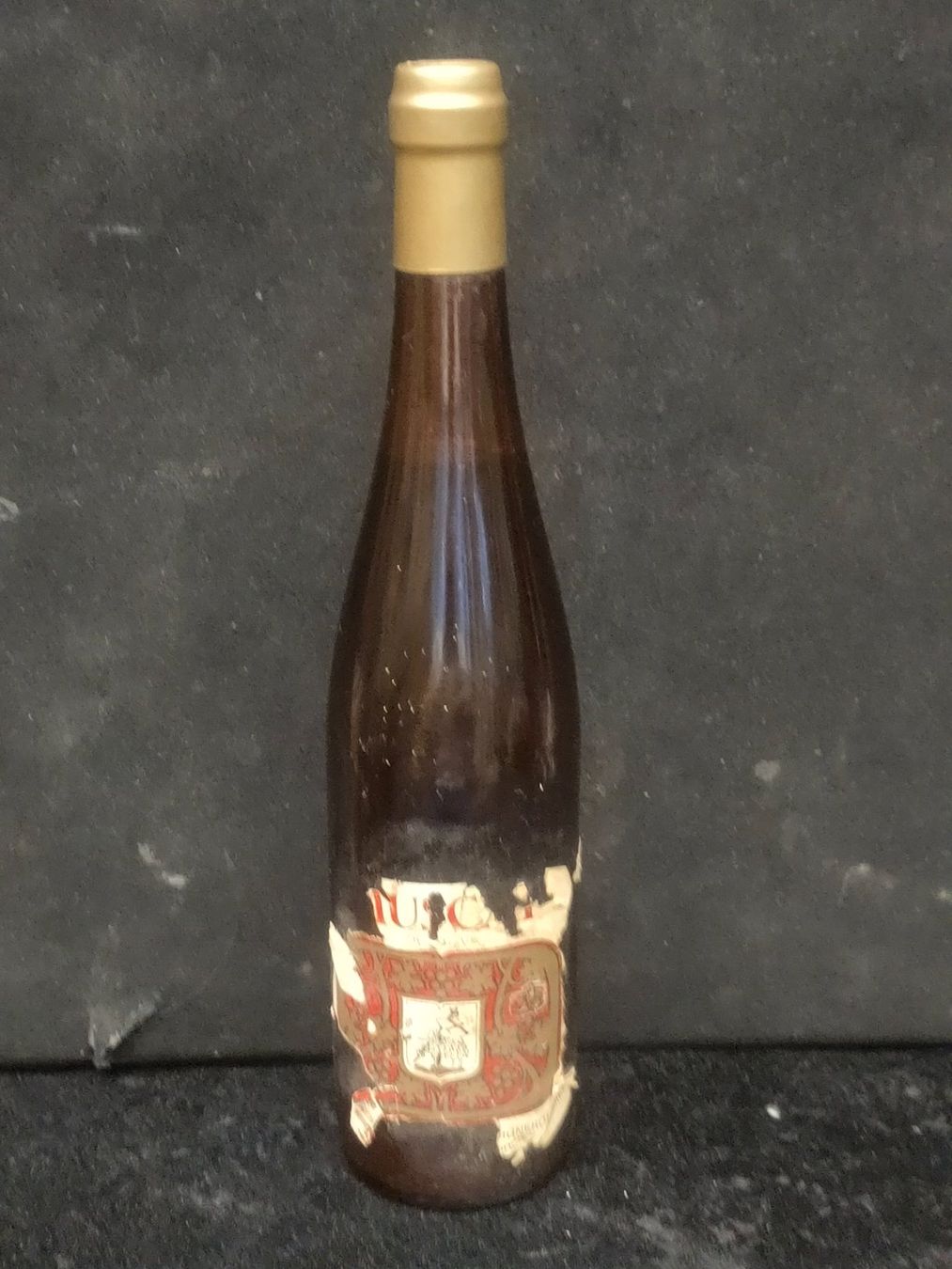 Vino: MUSCAT??? – Nuovo (secondo la descrizione) da Genève venduto da Leboucheoreilles