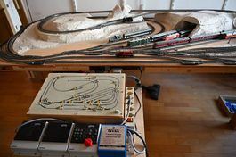 unfertige Eisenbahnanlage Märklin H0, ohne Rollmaterial