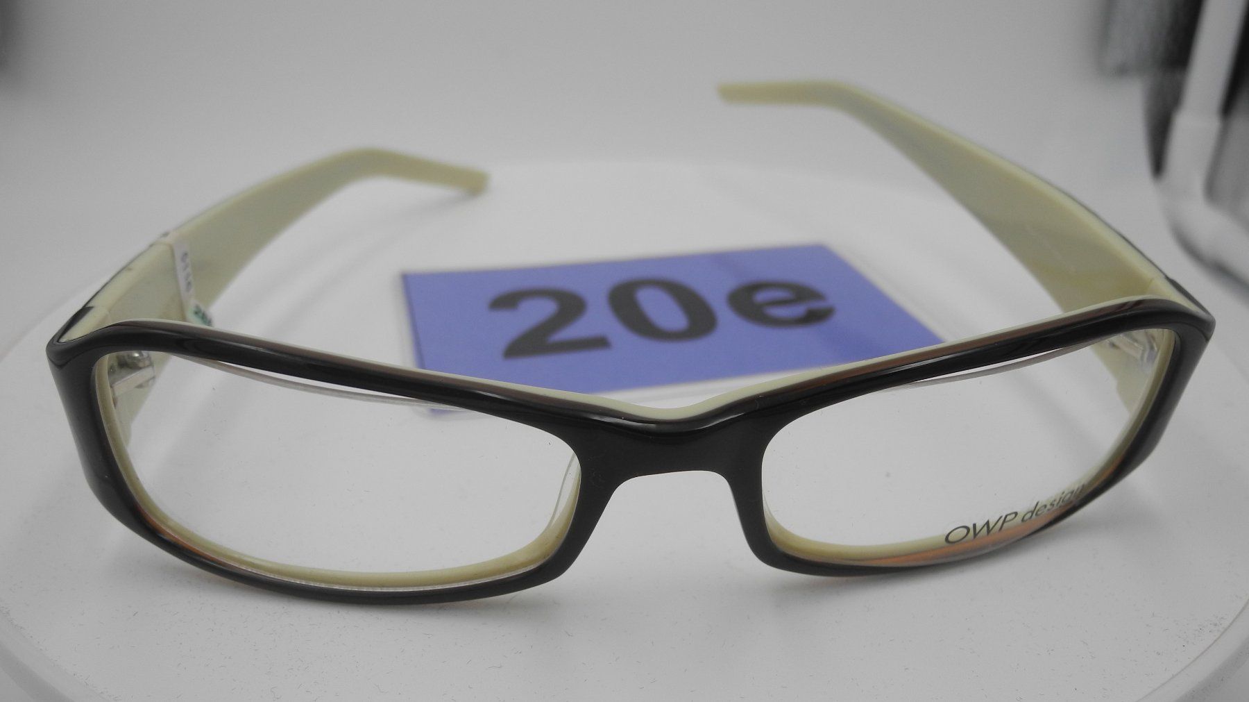 Occhiali & Lenti: Brillengestell OWP Design, Nr. 20e – Nuovo (secondo la descrizione) da Kottwil venduto da Crazyrolf