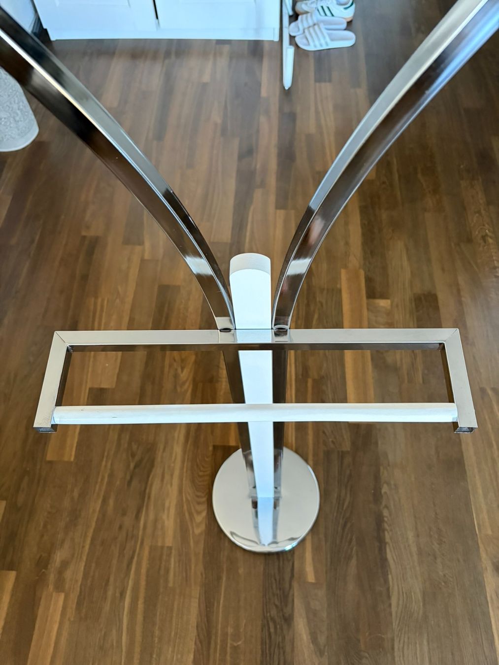Garderobe: Herrendiener – Gebraucht aus Zürich von malo_8 1