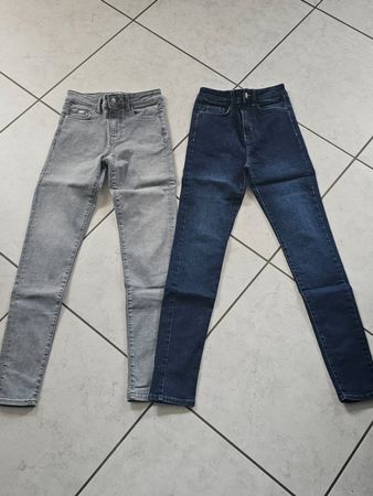 2 Jeanshosen Skinny und Jegging Gr.34/ Kleiderpaket