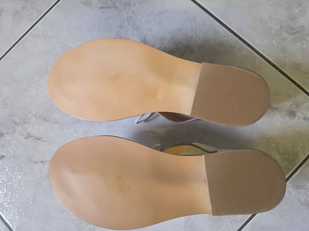 Scarpe da donna: Mocassino estivo – Usato da Cugnasco venduto da iva_yw8k 2
