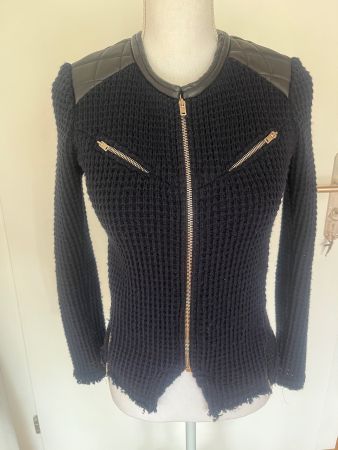 Exklusive Iro Jacke 36 mit Lederapplikationen