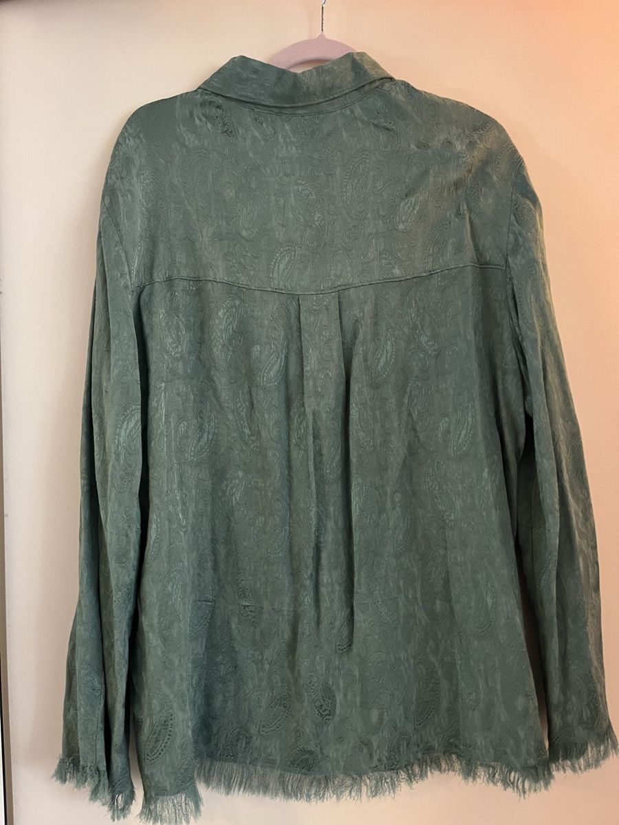 Zara Blusen: Zara Bluse grün gemustert L Fransen – Gebraucht aus Zürich von Closetbesties 3