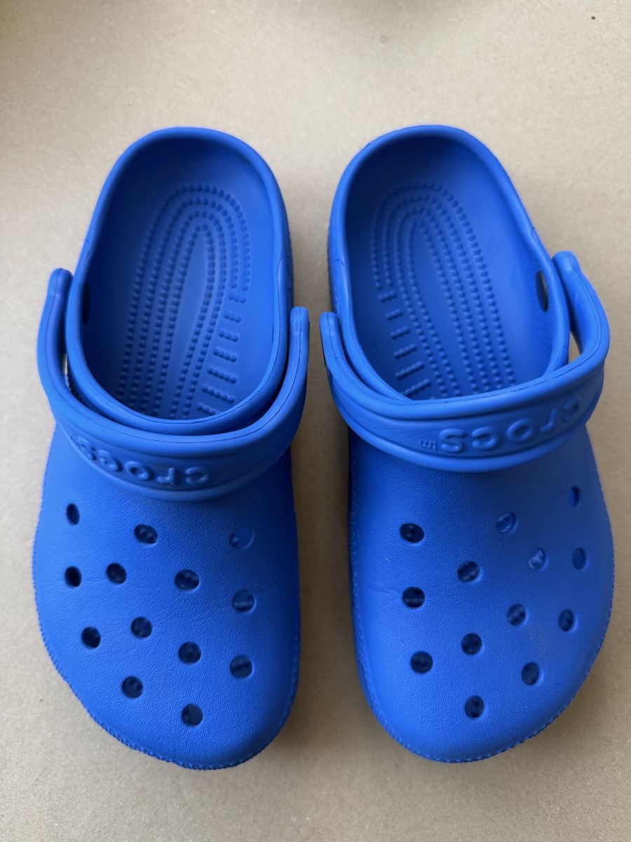 Crocs Scarpe da uomo: Blaue Crocs Gr. J4 (36/37) – Usato da Aarau venduto da Tam6