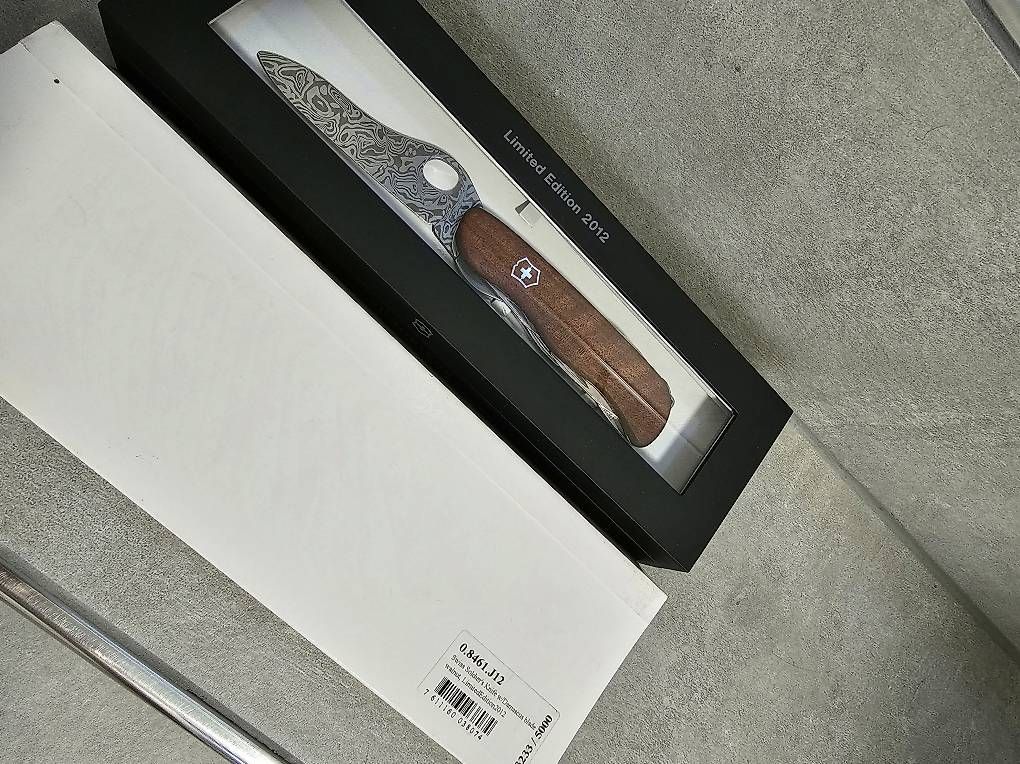 Victorinox Coltelli tascabile: Victorinox Damast 2012 swiss solider – Nuovo e nell'imballaggio originale da Liesberg Dorf venduto da sniper88 1