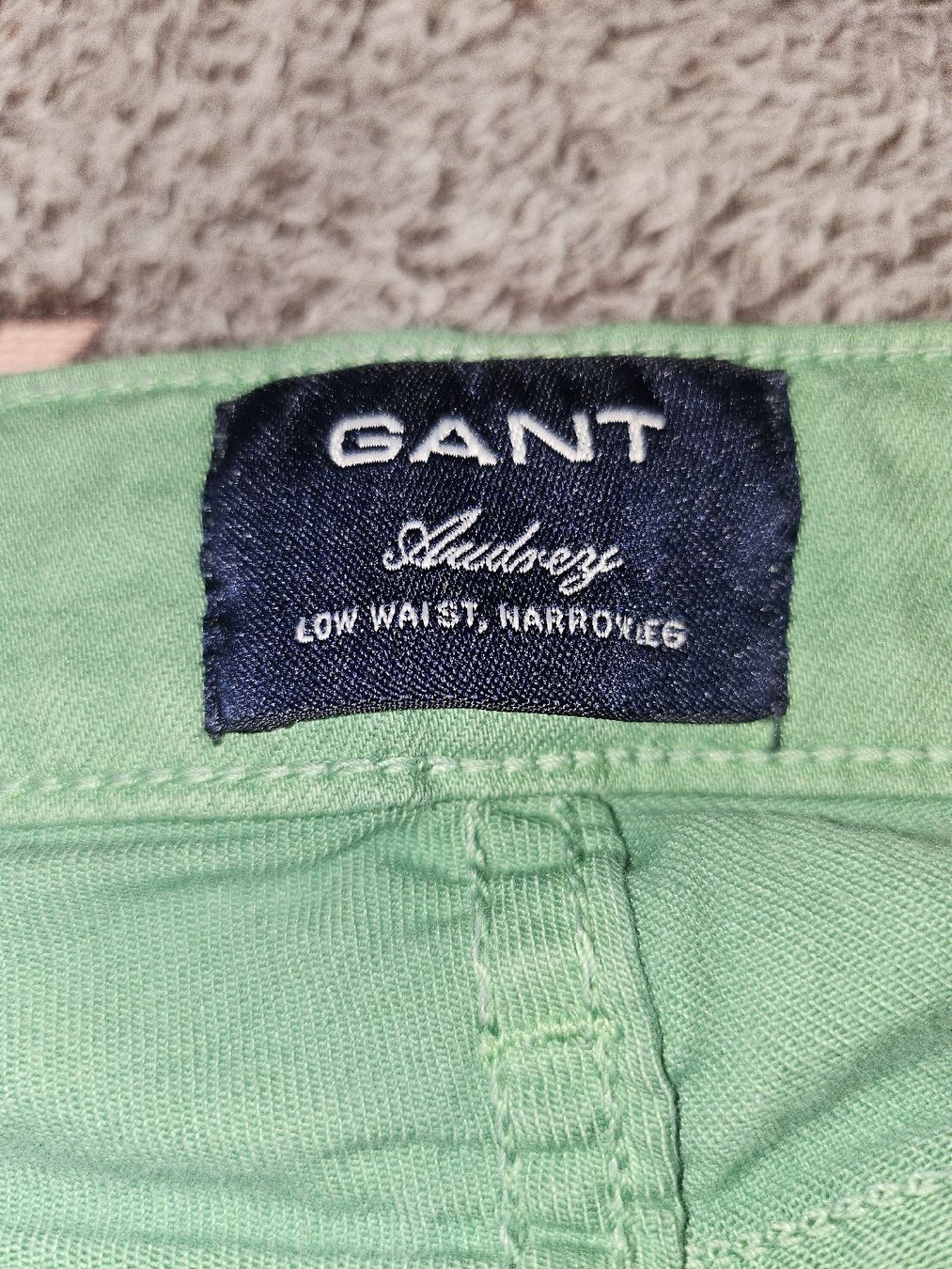 Jeans: Jean GANT Audrey vert clair W30/L32 – Usato da Donneloye venduto da stestenat 1