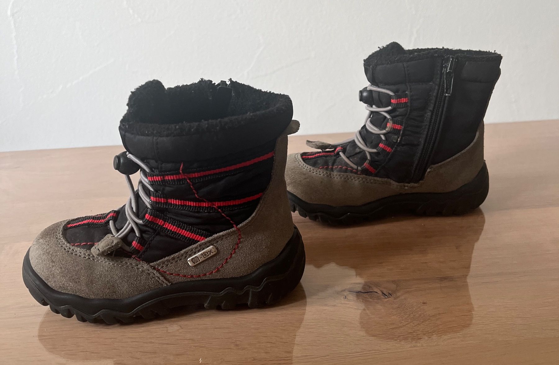 Elefanten Scarpe per ragazzi: Elefanten Winterstiefel Gr. 24 – Usato da Würenlos venduto da angiie 1