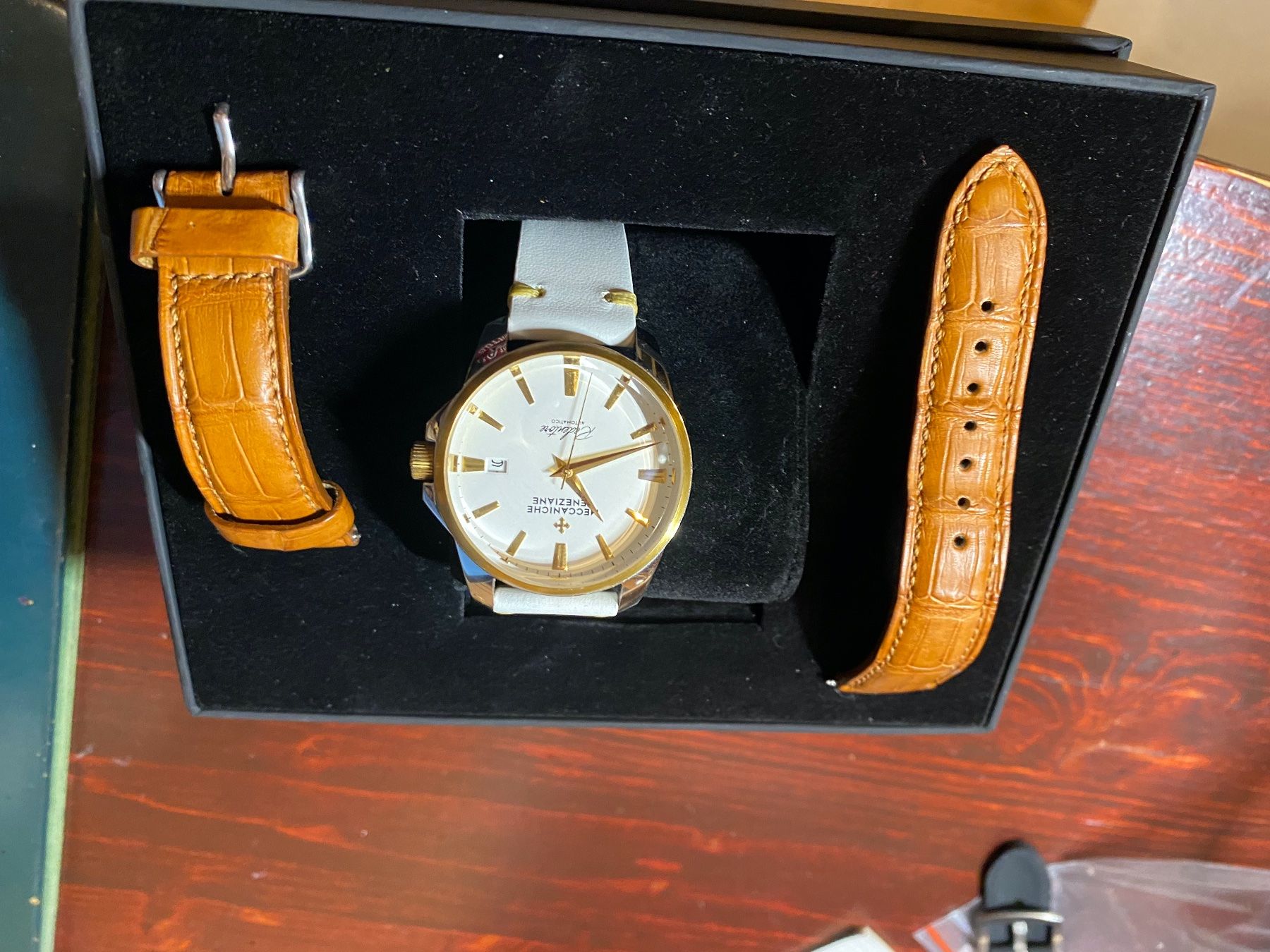 Orologi: montre automatique – Nuovo e nell'imballaggio originale da Collombey venduto da jones05 2