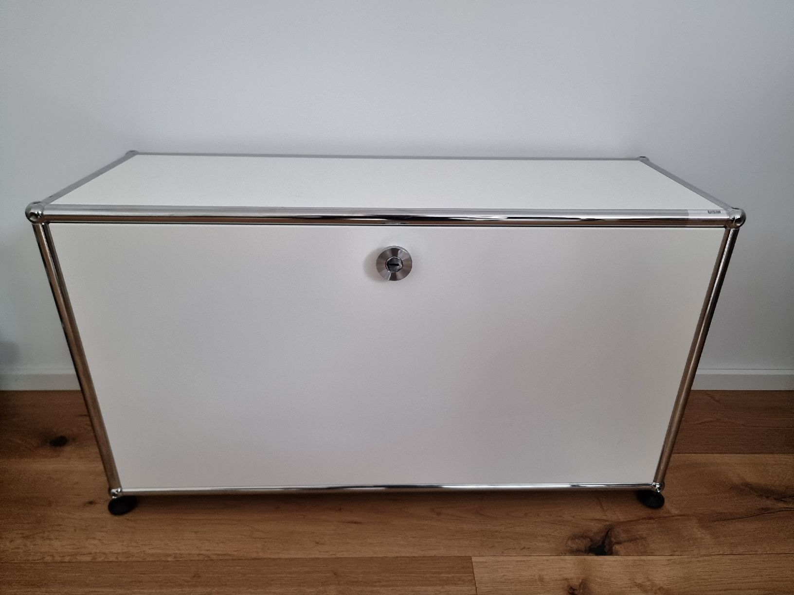 Scaffali: USM Möbel weiss 75x39x25cm – Usato da Gunten venduto da asa017