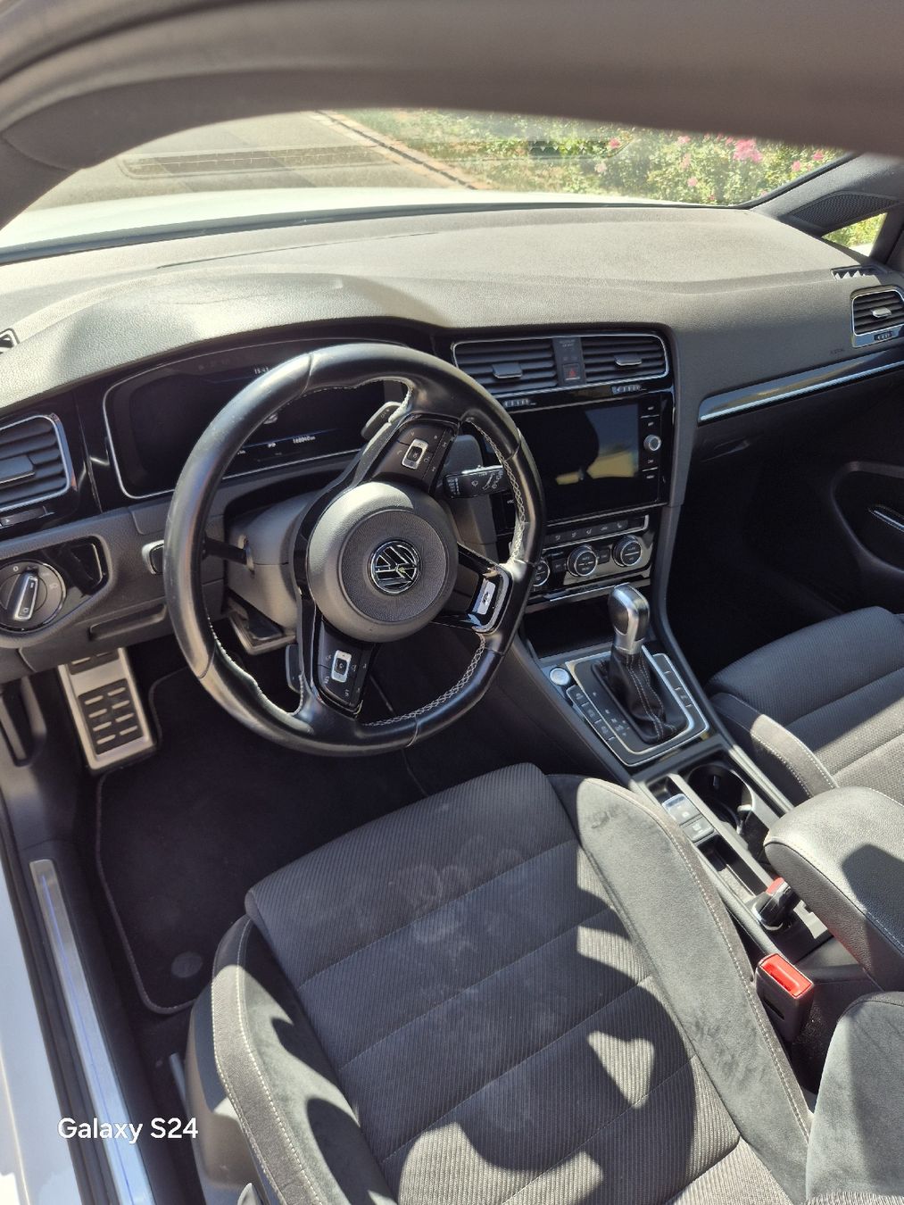 VW Autos: VW Golf VII R 4Motion – Gebraucht aus Gebenstorf von sch_yc7f 3