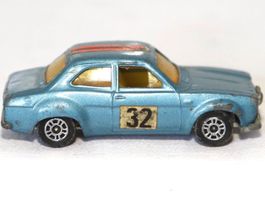 VINTAGE FORD ESCORT VON CORGI JUNIORS  GANZ METALL