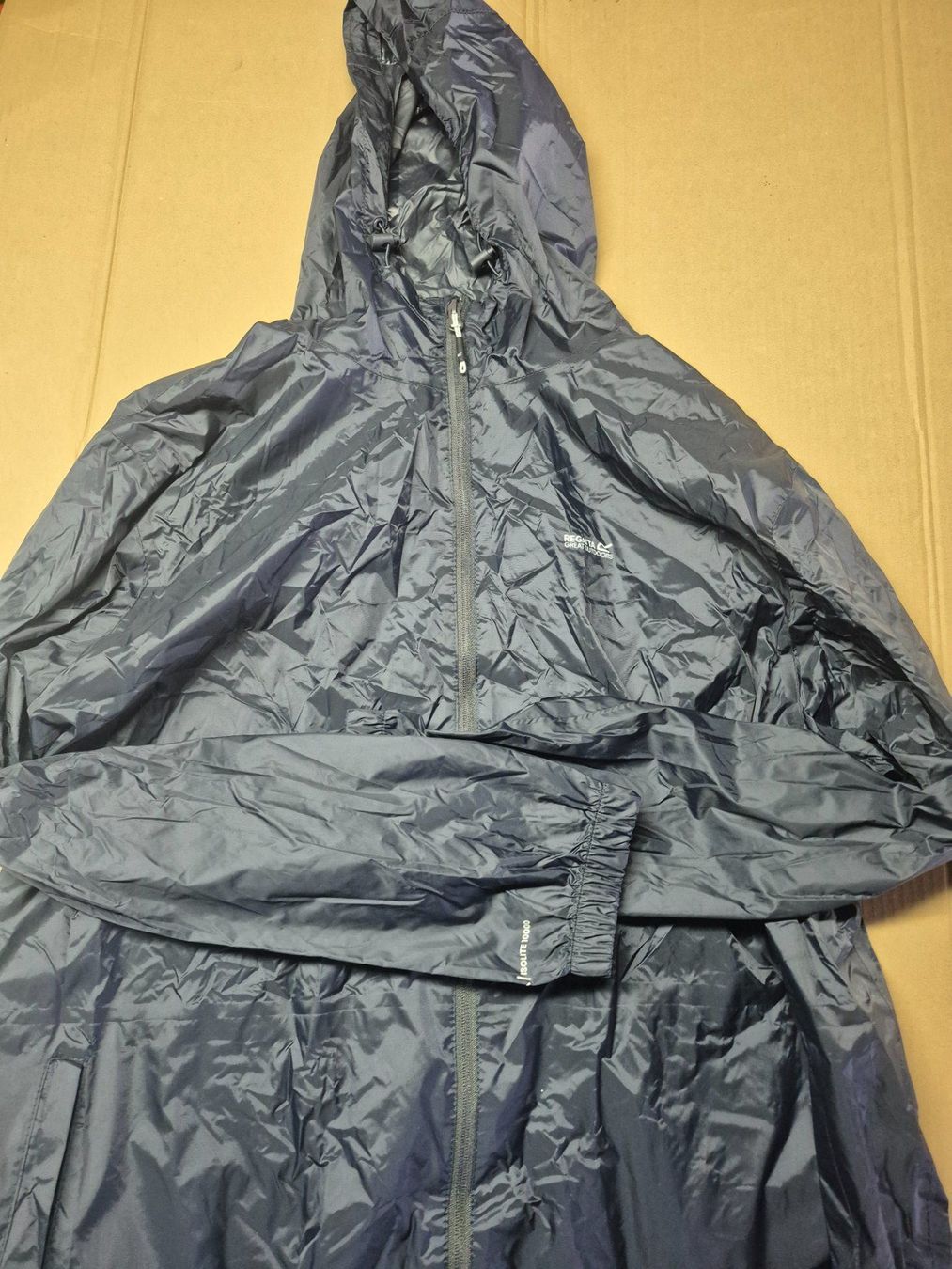 Giacche: Regenjacke von Regatta – Nuovo e nell'imballaggio originale da Bigenthal venduto da FSB1 1