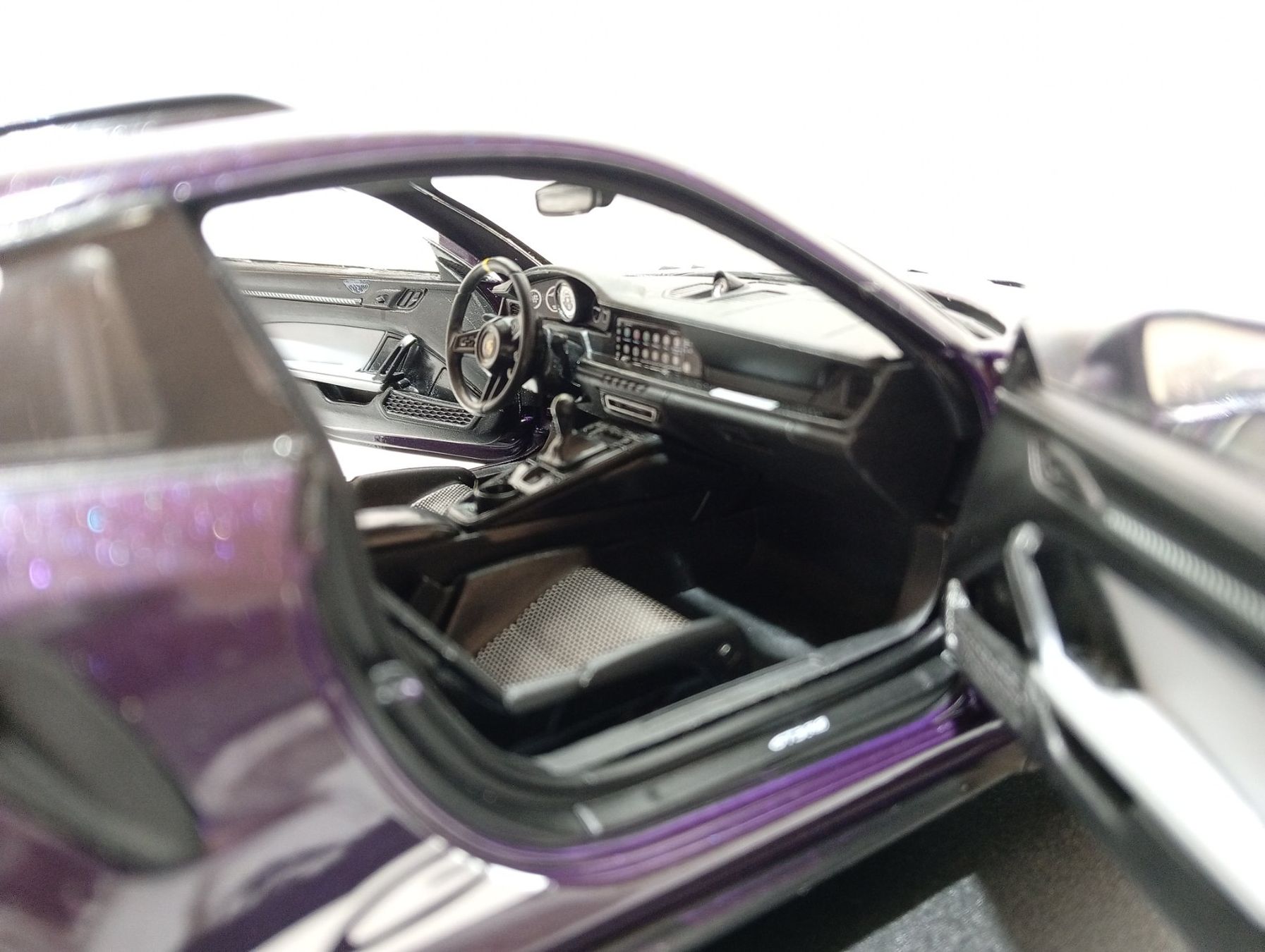 Porsche Modellini d'auto: Porsche  911 GT3 RS Weissach 2024 Package – Nuovo (secondo la descrizione) da Huttwil venduto da Secondtrain 4