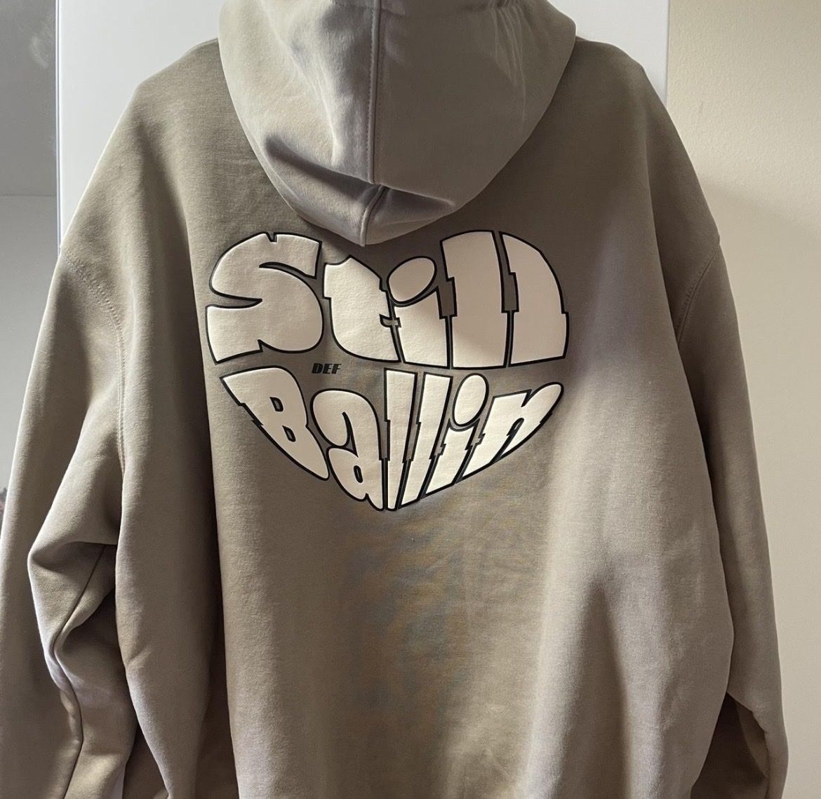 Pullover & Sweatshirts: Oversized khaki hoodie – Neu (gemäss Beschreibung) aus Madiswil von ren_gqz9 1
