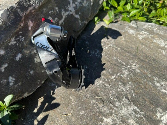 Sram Pezzi di ricambio: SRAM RED AXS Schaltwerk - RD-RED-E-E1 – Usato da Masein venduto da caviezel-motorsport 1