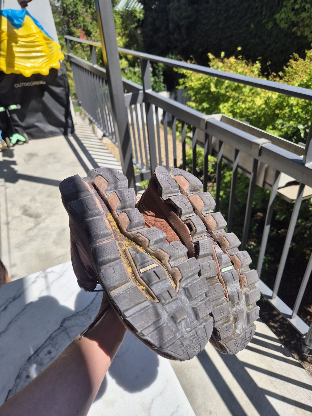On Scarpe da donna: ON Schuhe Grösse 38 – Usato da Basel venduto da lilifee86 3