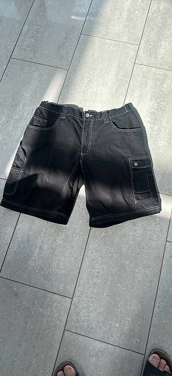 Wikland Pantalons: arbeits shorts wikland grösste 48 – D'occasion à Hausen AG par mb2023