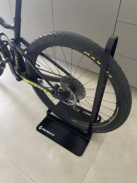 Cavalletti per biciclette: Support à Velo Scott, état neuf – Usato da Bevaix venduto da Greg999