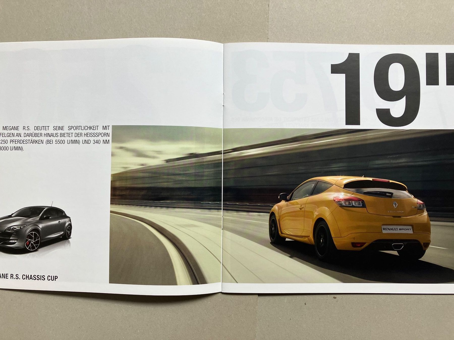Renault Autos: Renault Sport-Programm - Original-Prospekt – Neu (gemäss Beschreibung) aus Malans GR von Chueche427 2