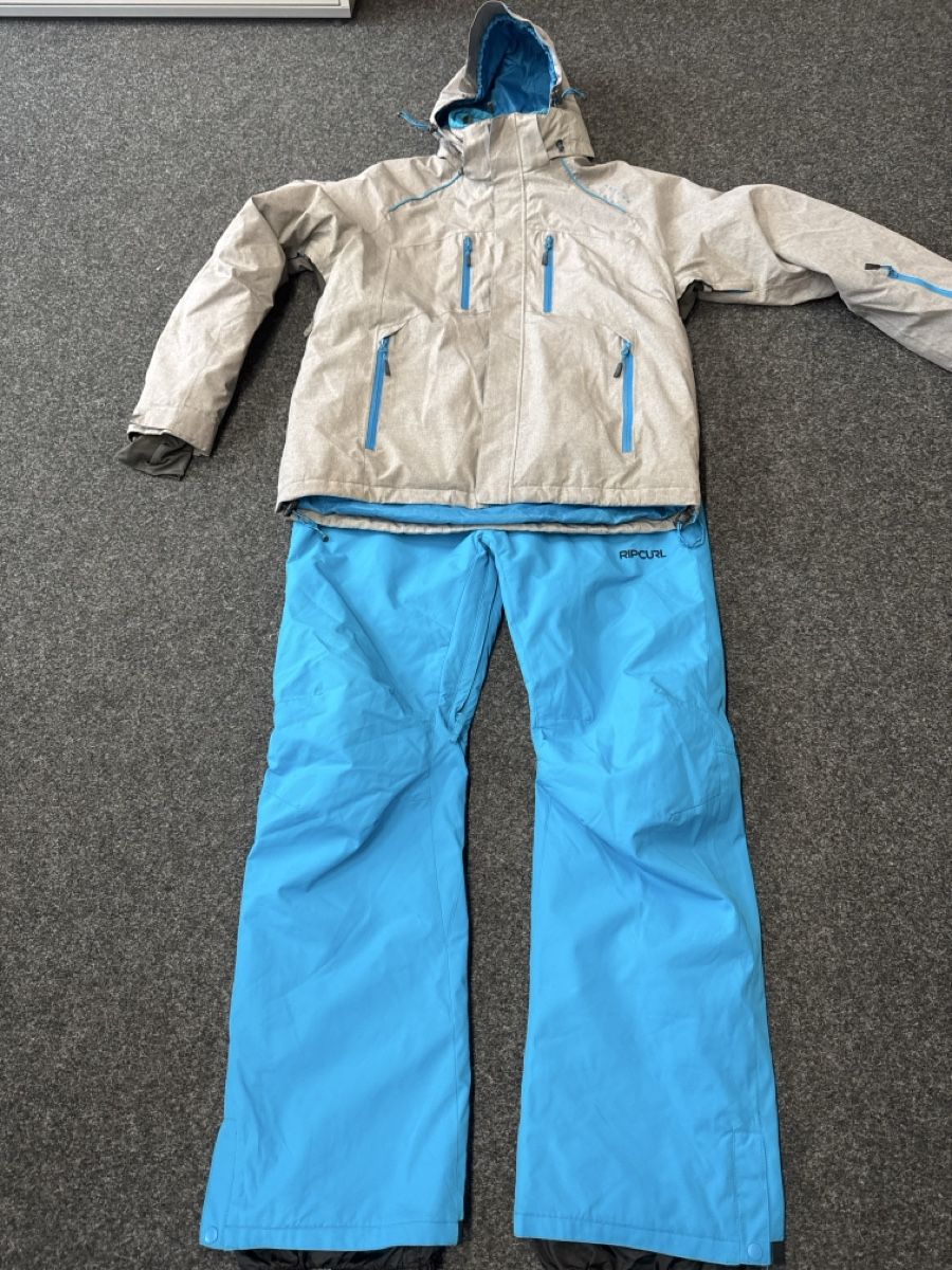 Rip Curl Anzüge, Sport- & Funktionsanzüge: Skianzug Rip Curl xl – Gebraucht aus Lachen SZ von LuganoLugano