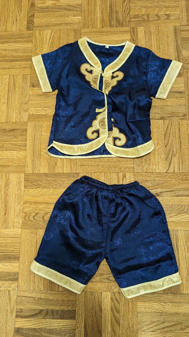 Costumi: Fasnachtskostüm Asia, ca. 92/98 – Usato da Pfäffikon ZH venduto da karukaru