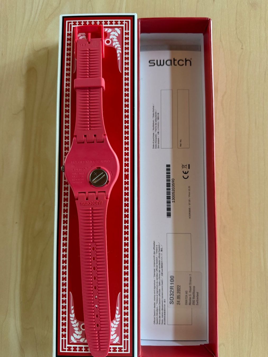 Swatch Smartwatch: Swatch Aktionärsuhr 2022 Ceramic rot S032R100 – Nuovo e nell'imballaggio originale da Romanshorn venduto da sus_6k72 1