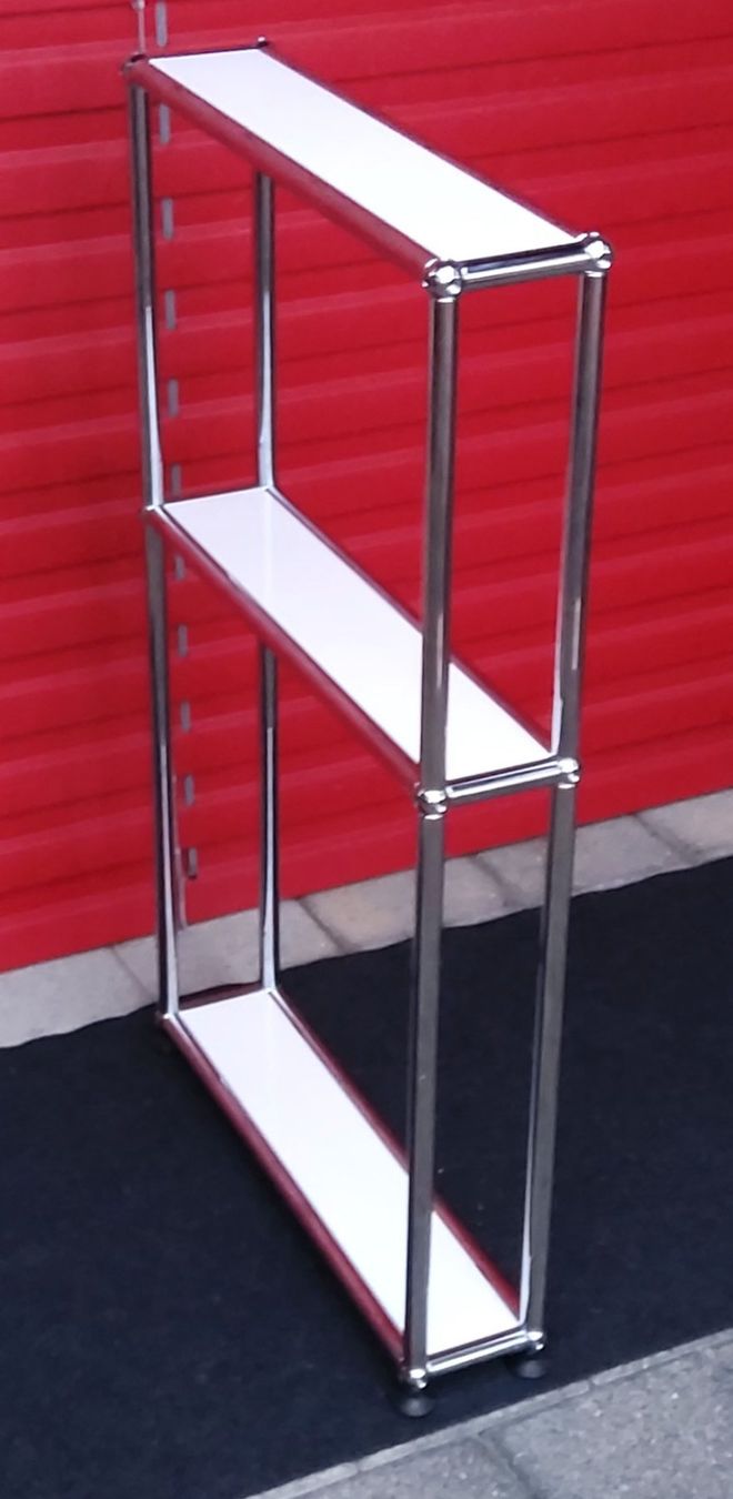 USM Scaffali: USM Regal schmal (Versand nur 9.-) – Usato da Safnern venduto da Leila2 2
