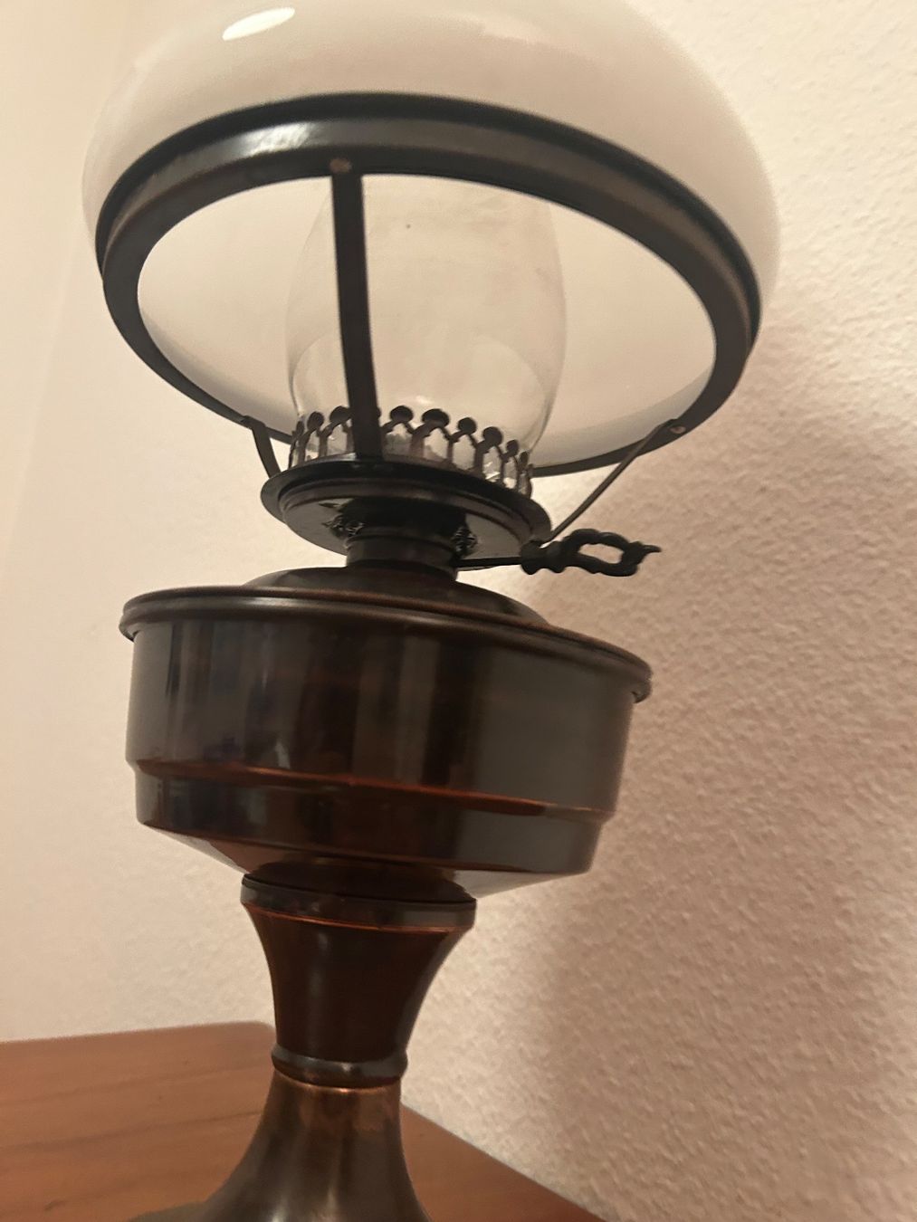 Lampade: antike Petroleumlampe (oder Öllampe) – Usato da Rorschacherberg venduto da Svebe 4