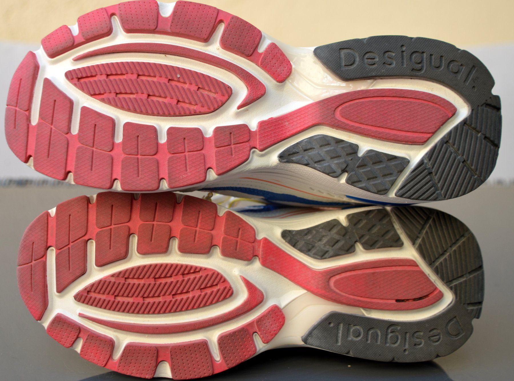 Desigual Scarpe da uomo: Sneakers Desigual .36 – Nuovo e nell'imballaggio originale da Collonges venduto da arashee 8