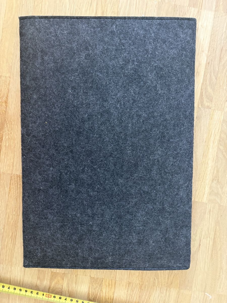 Borse: Felt Laptop Sleeve Dark Grey 41cm x 28cm – Nuovo (secondo la descrizione) da Nyon venduto da Iamher 3