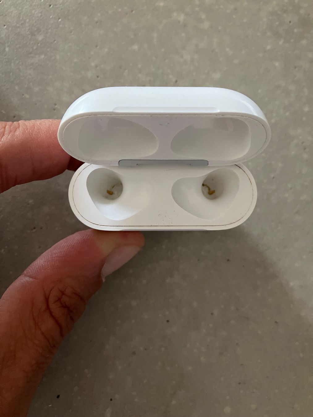 Apple Casques audio: Apple AirPods 3 – D'occasion à Lausanne par mr.v 3