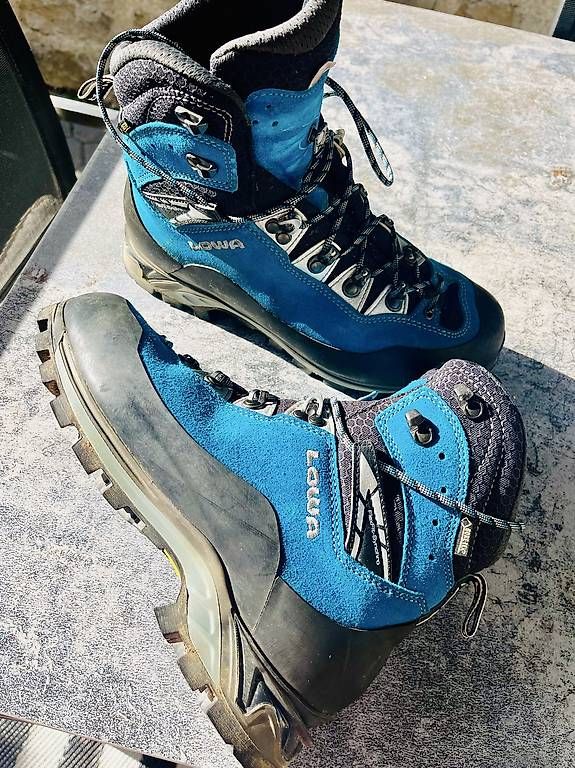 Scarpe da uomo: Chaussures de montagne  – Usato da Neuchatel venduto da scp_5t5n 2