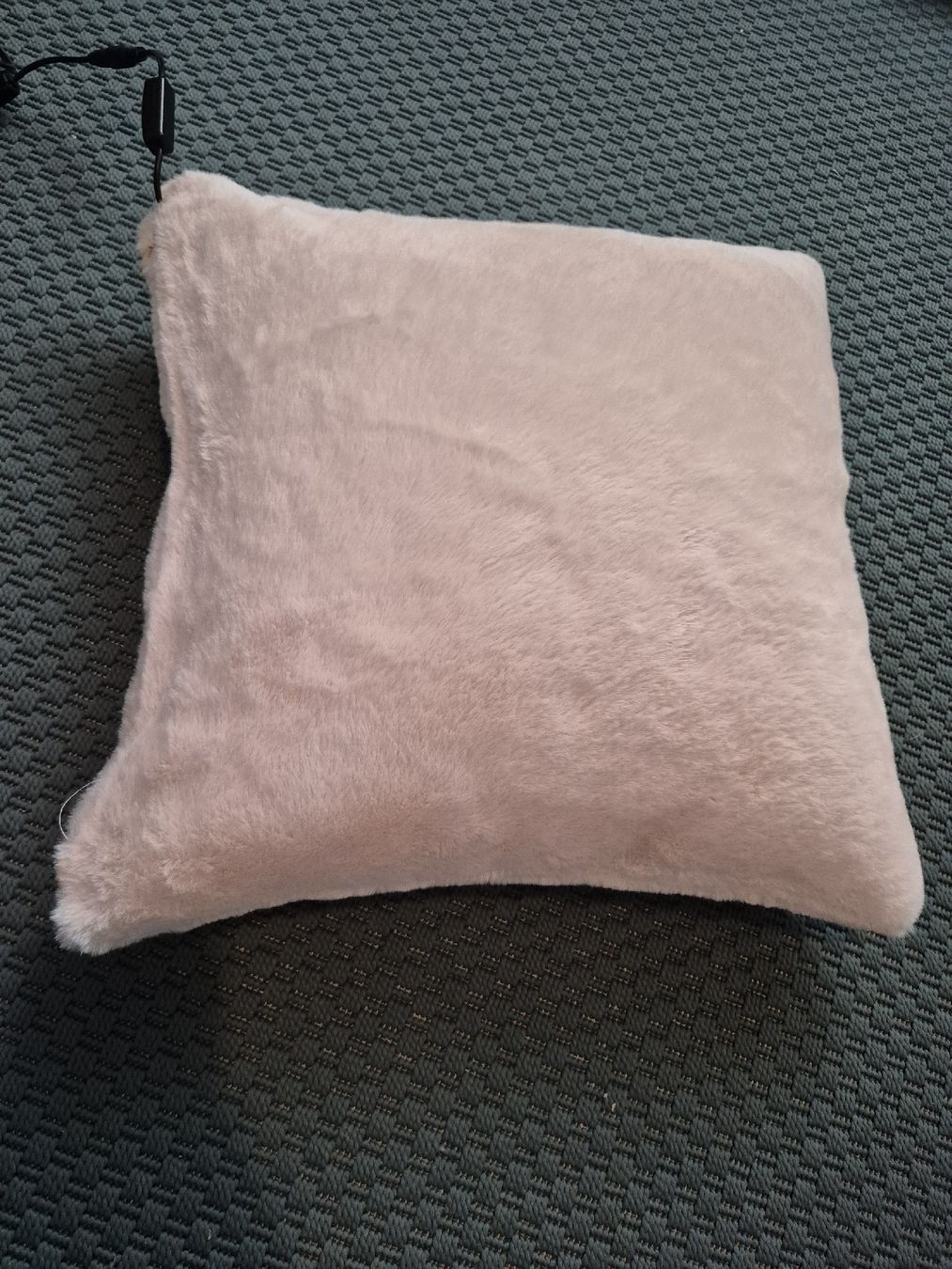Cuscini: Massage- Wärmekissen "Comfy" neuwertig – Nuovo (secondo la descrizione) da Eglisau venduto da Bbone 3