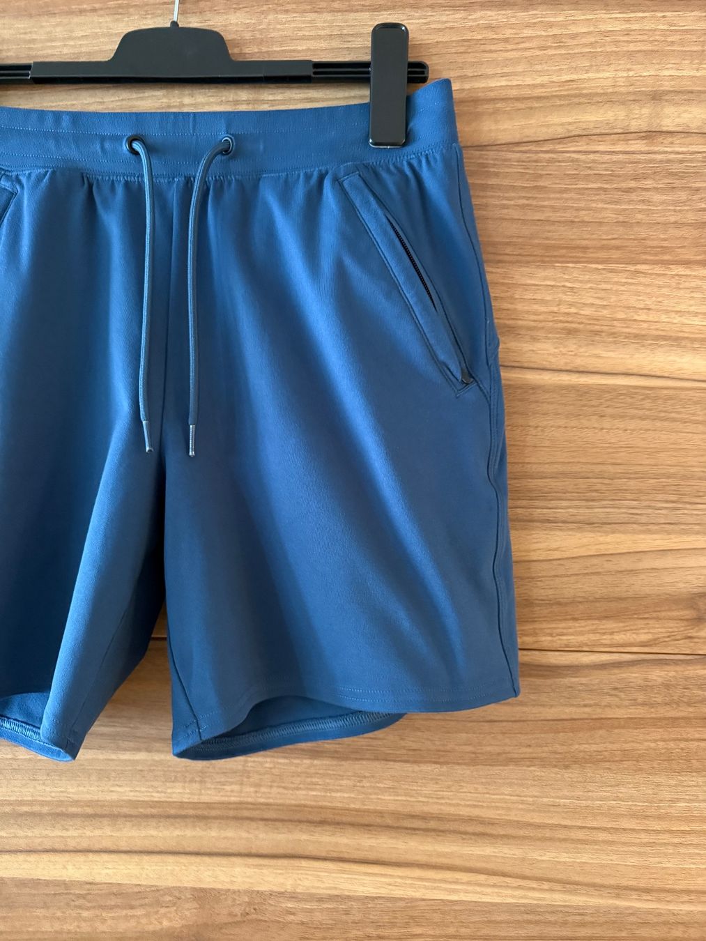 Pantalons: Gilly Hicks Active Performance Shorts Gr. S – D'occasion à Wabern par fengshui63 1