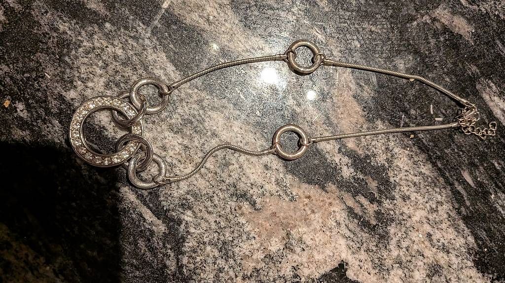 Ketten: Halskette Modeschmuck – Gebraucht aus Wattenwil von karinschaw 2