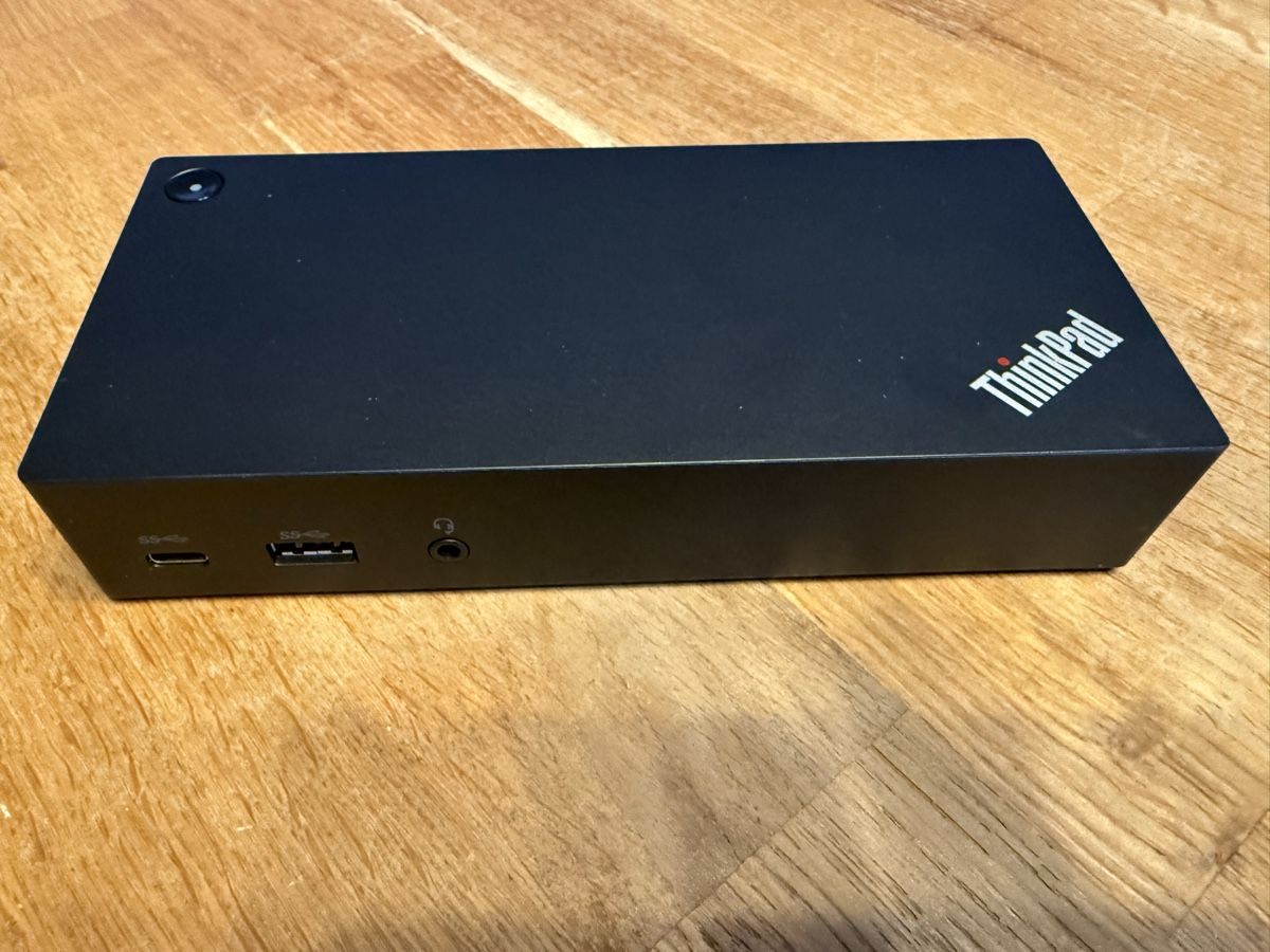 Lenovo Dockingstation: Lenovo ThinkPad USB-C Dockingstation – Gebraucht aus Goldach von Messerguru
