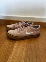 Nike Schuhe, Canvas, Gr. 38.5, ideal für Frühling