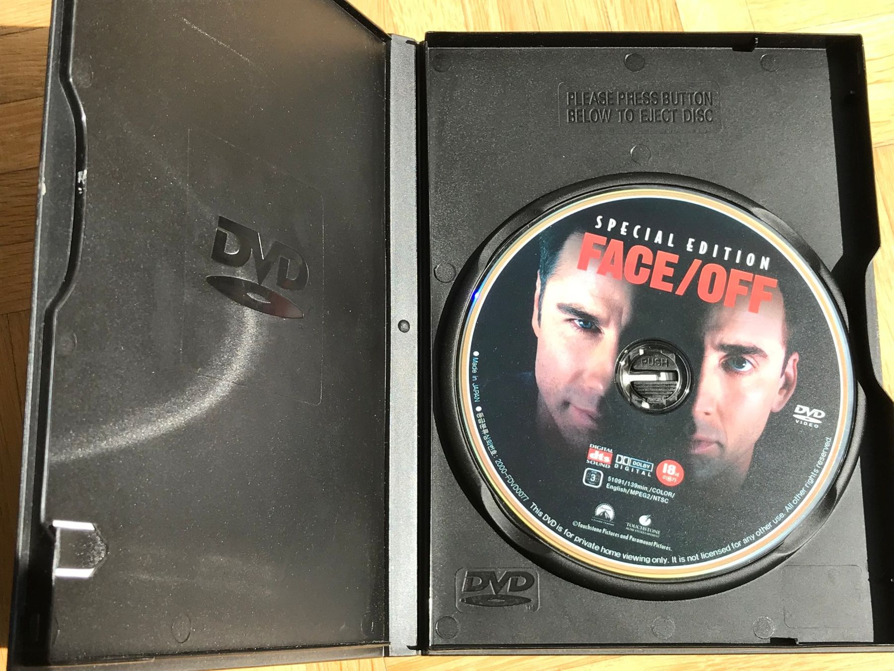Tutti i DVDs: Face/Off - DVD – Usato da Zürich venduto da Malcom 1