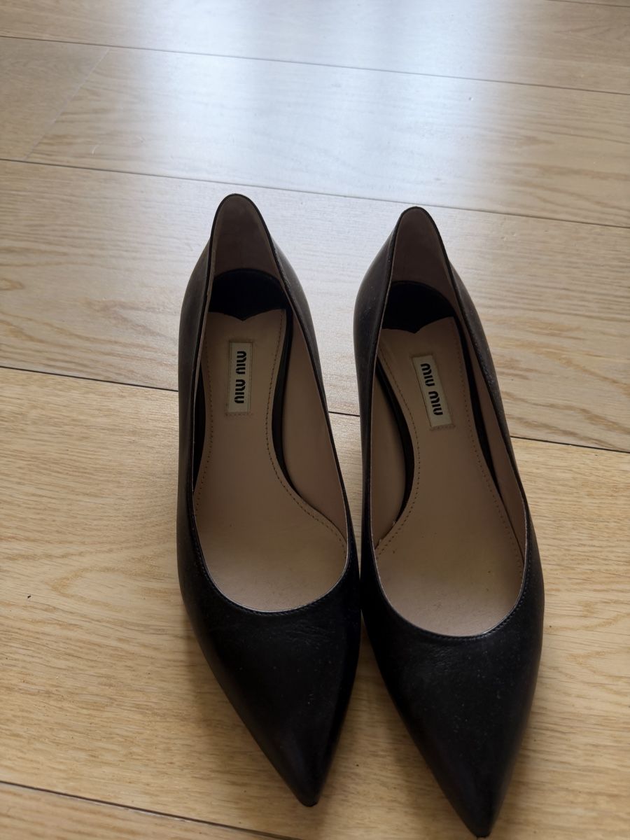 Miu Miu Damenschuhe: Miu Miu Schuhe – Gebraucht aus Zürich von cha_y9x8 1