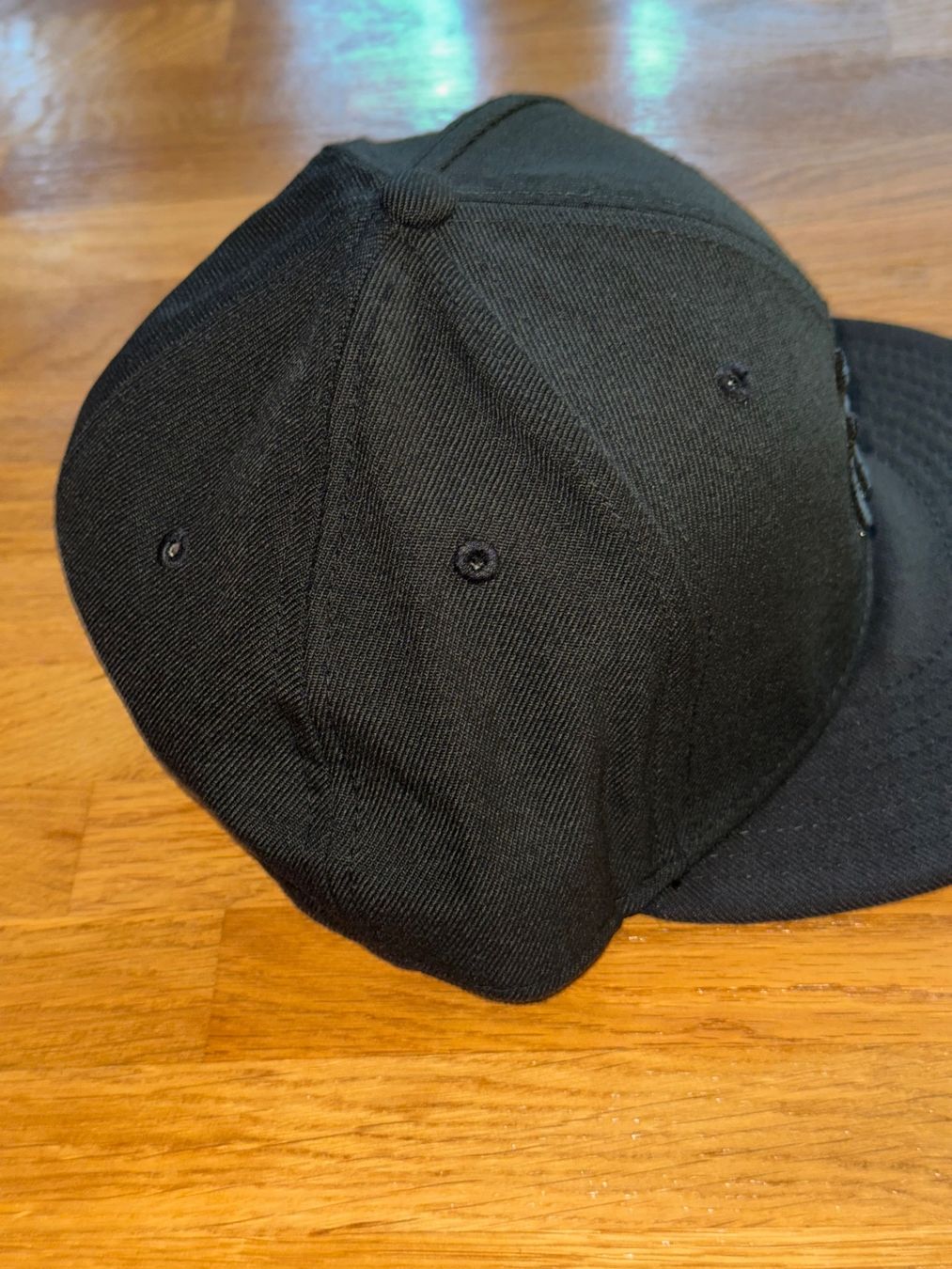 Autres vêtements & accessoires: NEW ERA SNAPBACK CAP **NEUWERTIG** – Neuf (Voir description) à Allschwil par KShing 1