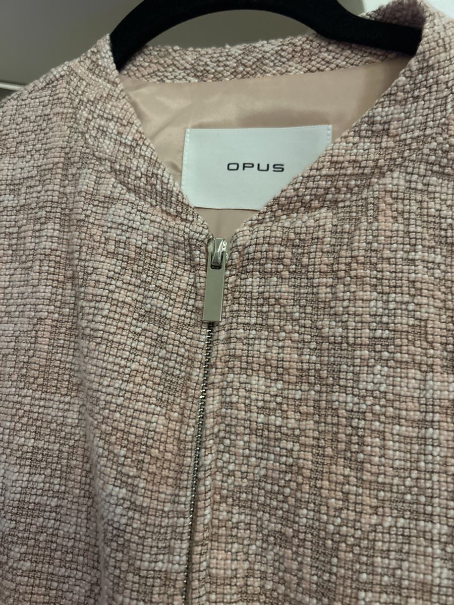 Opus Giacche: Opus Josefa pink tweed bomber jacket sz 36 – Nuovo (secondo la descrizione) da Wädenswil venduto da lucy-ethel 1