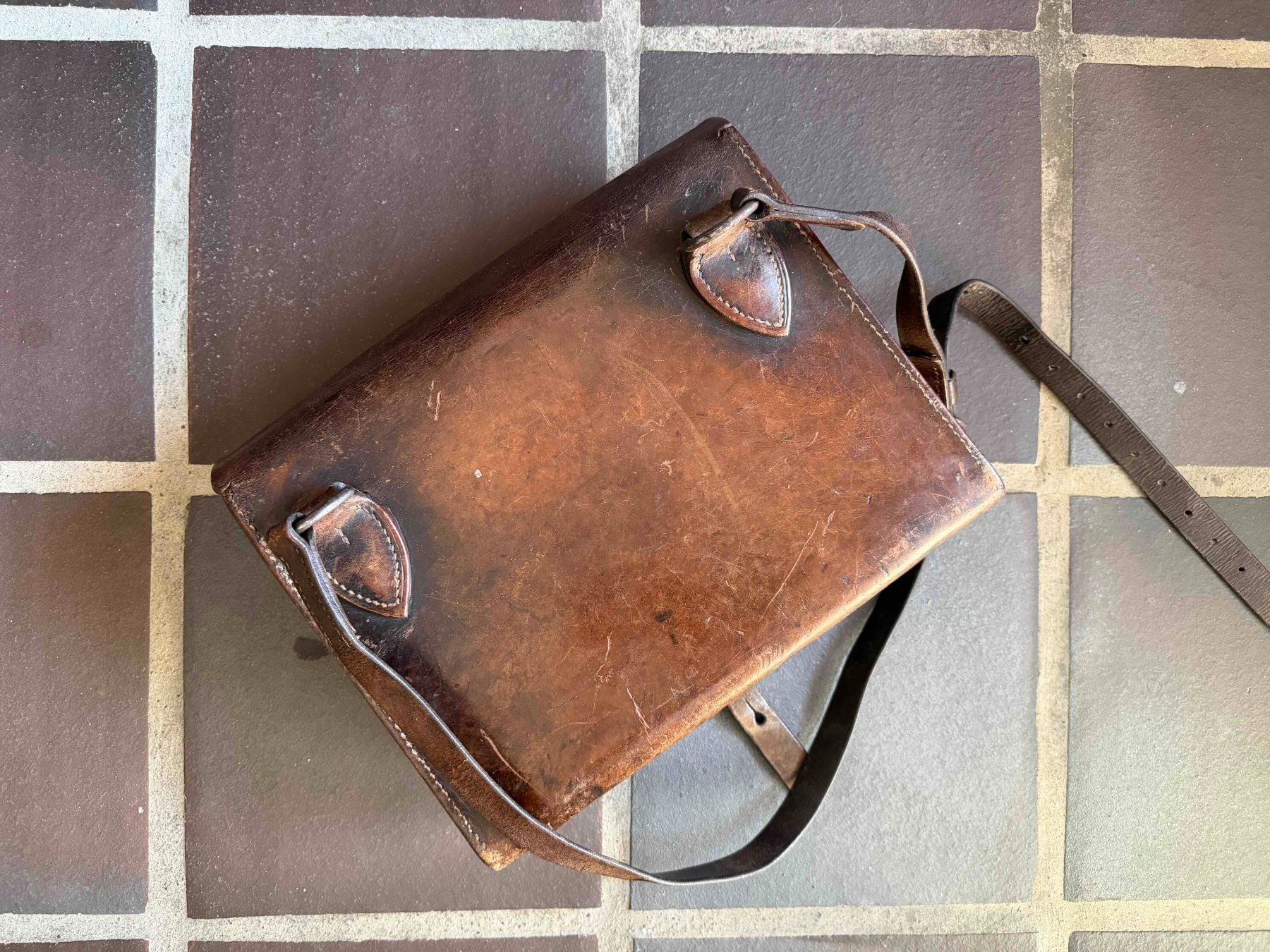 Sacs: Ledertasche antik Sattler E. Hintermann, 1913? – D'occasion à Urdorf par fant0mas 1