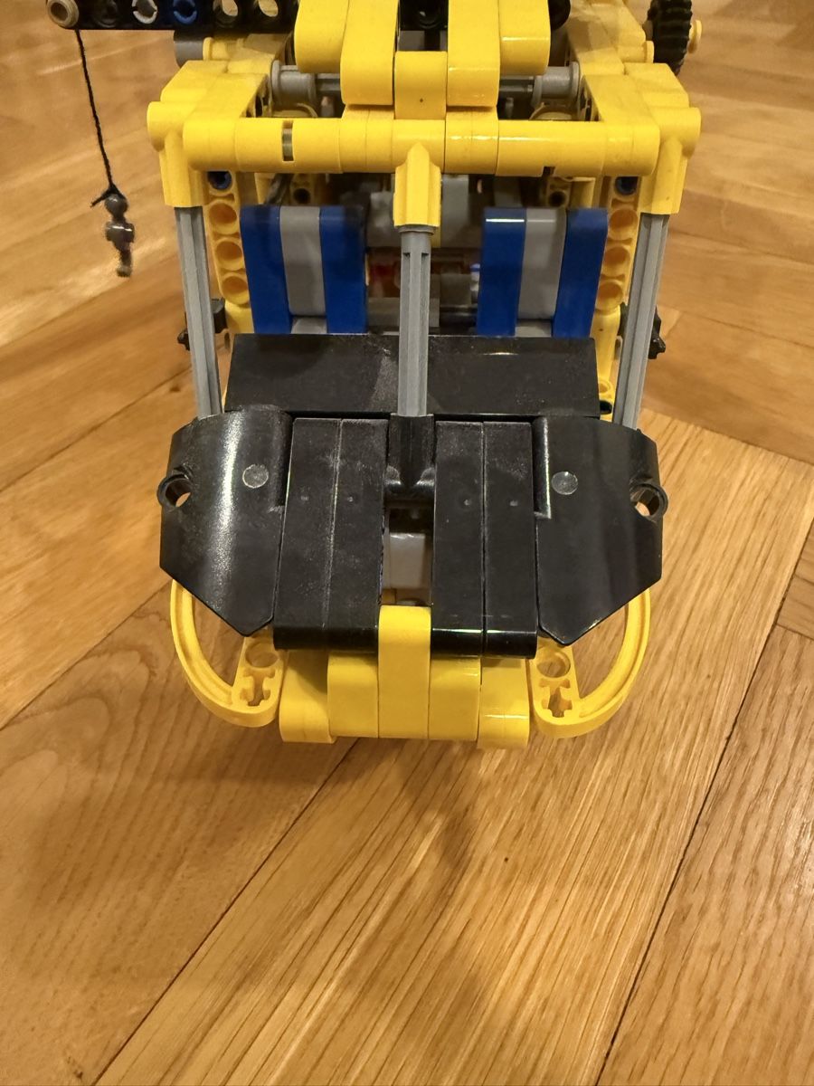 Lego Kit di costruzioni: Lego Technic Helikopter Rettung Modell 9396 gebraucht – Usato da Basel venduto da ich-verkauf-dir-was 7